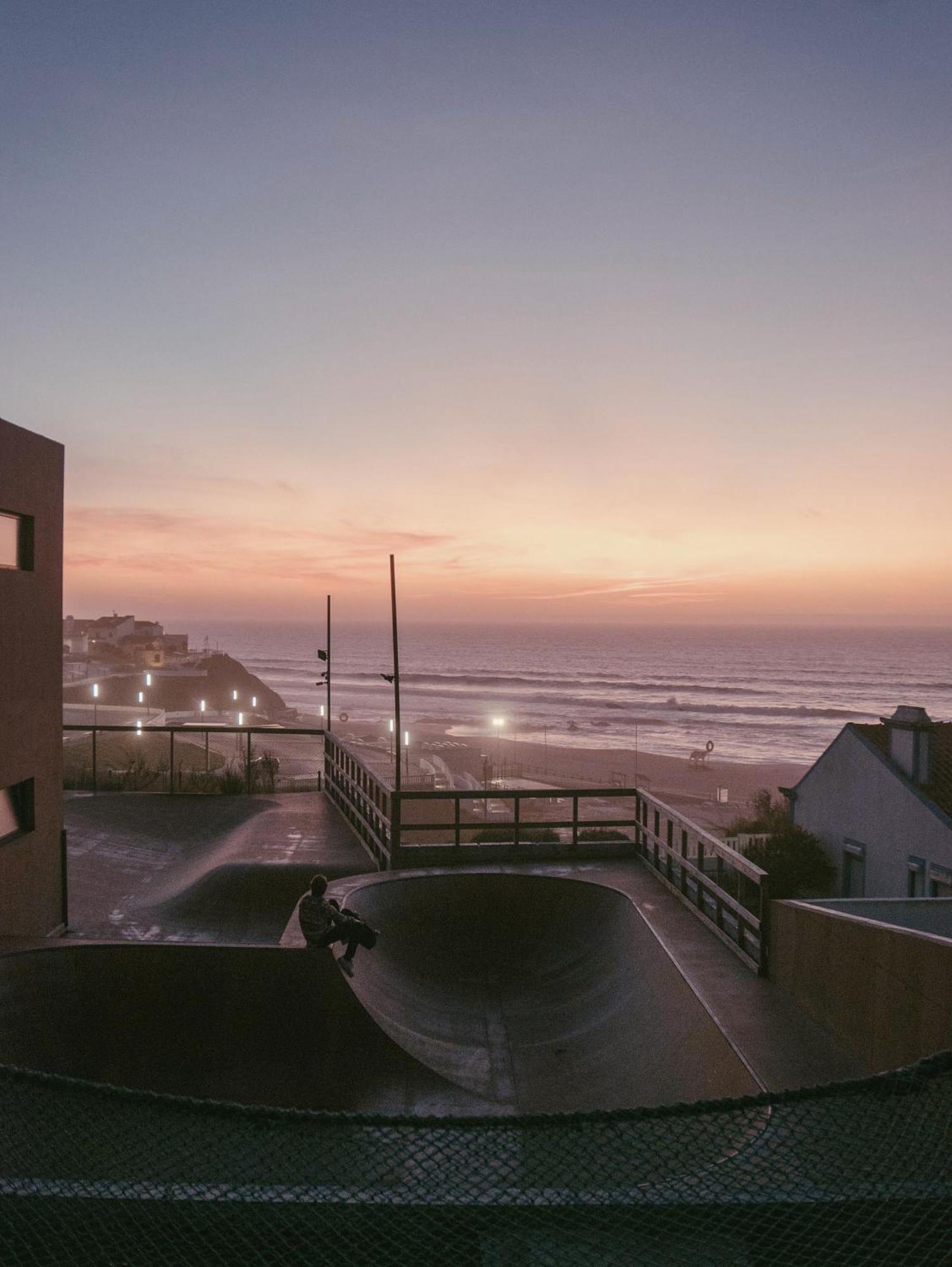 Noah Surf House Portugal Hotel Santa Cruz  Eksteriør billede