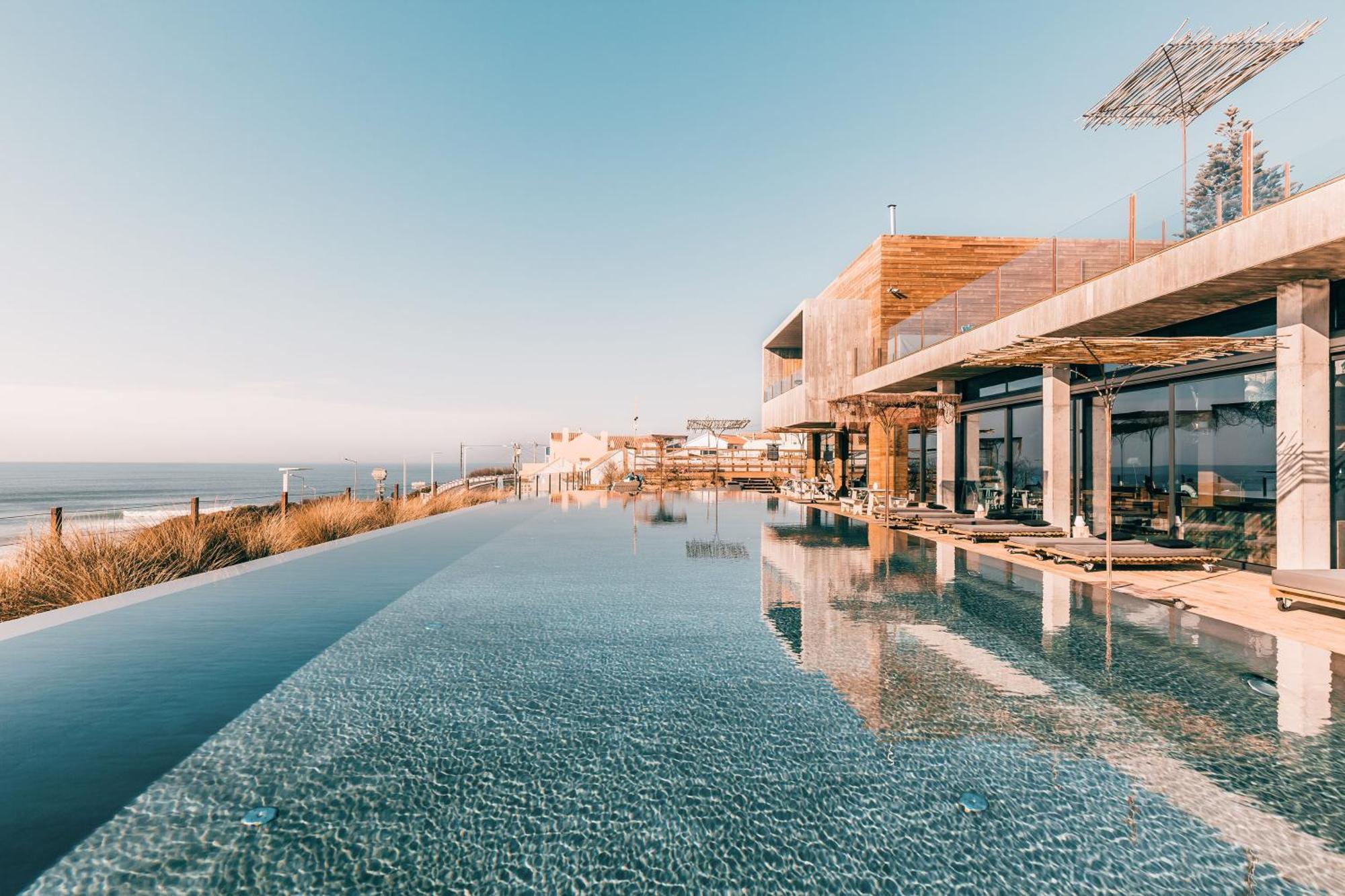 Noah Surf House Portugal Hotel Santa Cruz  Eksteriør billede