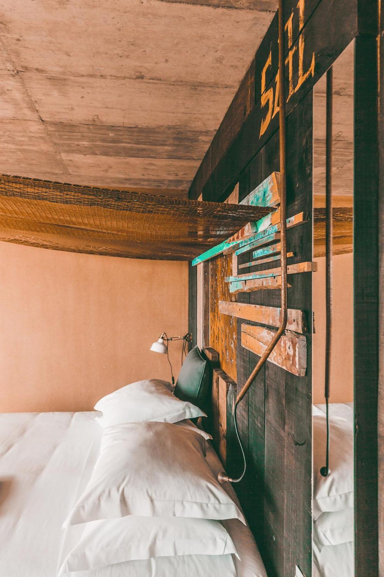 Noah Surf House Portugal Hotel Santa Cruz  Værelse billede