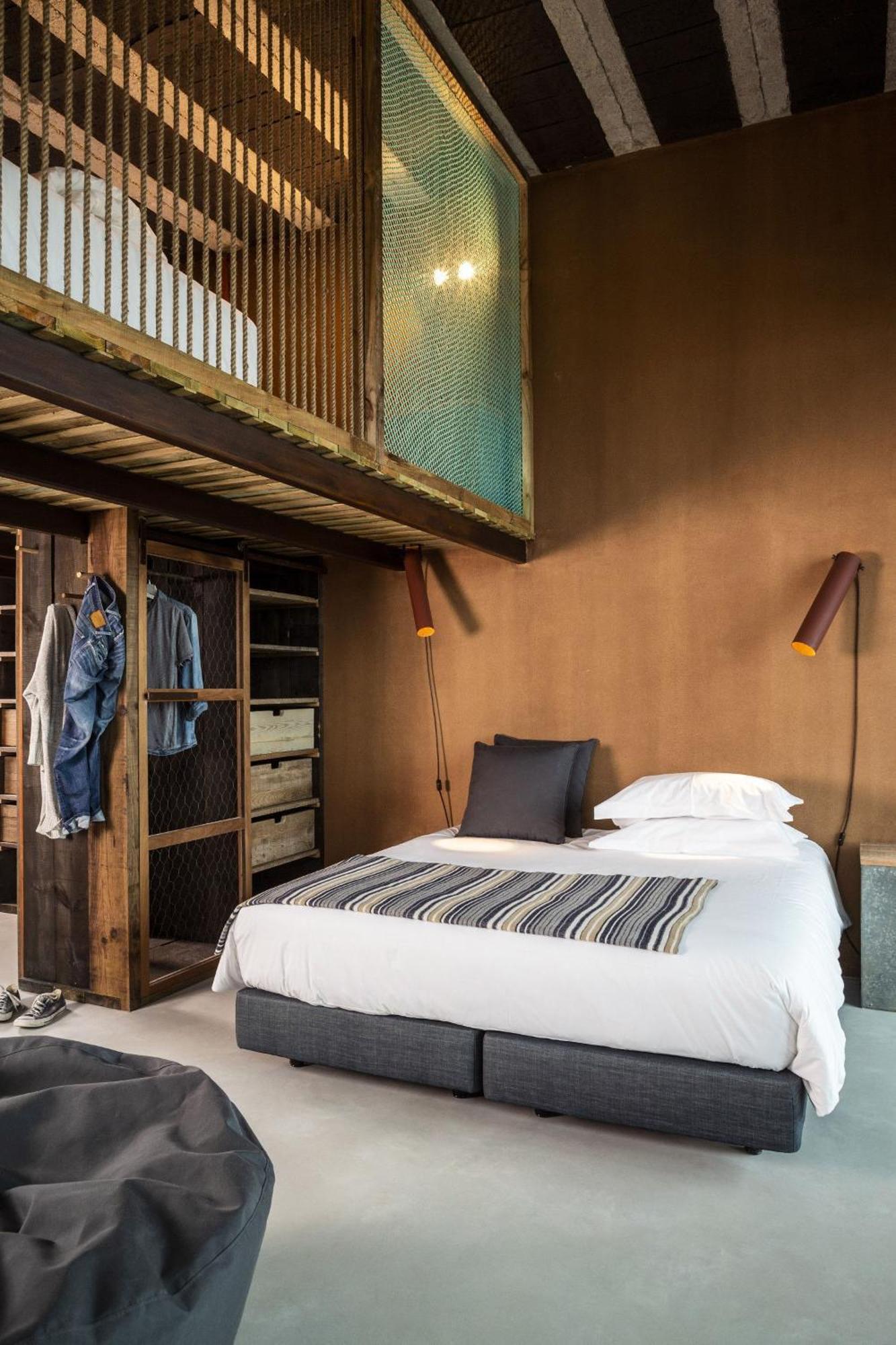 Noah Surf House Portugal Hotel Santa Cruz  Eksteriør billede